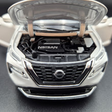 Load image into Gallery viewer, Explorafind 2023 Nissan X-Trail White 1:32 Die Cast Car