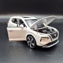 Load image into Gallery viewer, Explorafind 2023 Nissan X-Trail White 1:32 Die Cast Car
