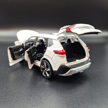 Load image into Gallery viewer, Explorafind 2023 Nissan X-Trail White 1:32 Die Cast Car