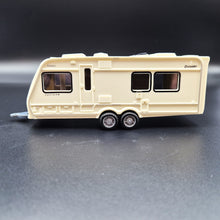 Load image into Gallery viewer, Explorafind 2012 Land Rover Defender with Caravan Black/Cream 1:32 Die Cast