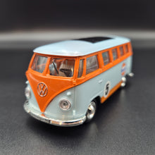 Load image into Gallery viewer, Explorafind 1967 Volkswagen T1 Van Gulf Blue 1:38 Die Cast Van
