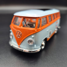 Load image into Gallery viewer, Explorafind 1967 Volkswagen T1 Van Gulf Blue 1:38 Die Cast Van