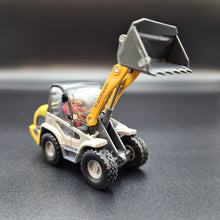 Load image into Gallery viewer, Explorafind Compact Wheeled Loader Yellow 1:50 Die Cast