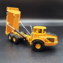 Load image into Gallery viewer, Explorafind 2008 Volvo A40D Dump Truck Yellow 1:87 Die Cast