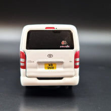 Load image into Gallery viewer, Explorafind 2017 Toyota Hiace White 1:64 Die Cast Van New