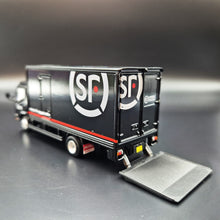 Load image into Gallery viewer, Explorafind 2015 Isuzu N Series NPR Box Body Truck SF Express 1:64 Die Cast Truck New