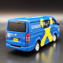 Load image into Gallery viewer, Explorafind 2017 Toyota Hiace Blue GOGOX 1:64 Die Cast Van New