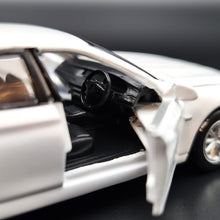 Load image into Gallery viewer, Explorafind 2017 BMW Series 5 F11 White 1:64 Die Cast Car New