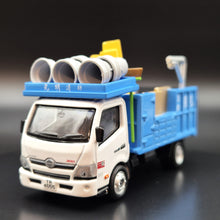 Load image into Gallery viewer, Explorafind 2022 Hino 300 Series Demolition Truck 1:64 Die Cast Truck New