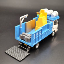 Load image into Gallery viewer, Explorafind 2022 Hino 300 Series Demolition Truck 1:64 Die Cast Truck New