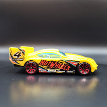 Load image into Gallery viewer, Hot Wheels 2019 Time Tracker Yellow HW Extreme Race 5-Pack Loose