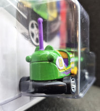 Load image into Gallery viewer, Hot Wheels 2014 Bump Around Green #166 HW Race - Track Aces New Long Card