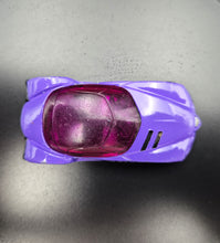 Load image into Gallery viewer, Hot Wheels 2014 Golden Arrow Purple Track Aces 5-Pack Loose