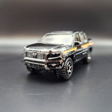 Load image into Gallery viewer, Matchbox 2008 Honda Ridgeline Black #80 Outdoor Adventure 5/12