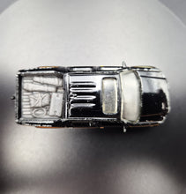 Load image into Gallery viewer, Matchbox 2008 Honda Ridgeline Black #80 Outdoor Adventure 5/12