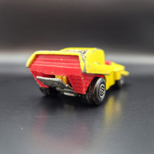 Load image into Gallery viewer, Matchbox 1972 Woosh-N-Push Yellow #58 Superfast