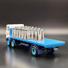 Load image into Gallery viewer, Matchbox 1939 Albion 10 Ton CX 27 Lorry White/Blue Models Of Yesteryear Y-42-1
