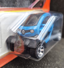Load image into Gallery viewer, Matchbox 2023 2022 Renault Twizy Blue #82 MBX Metro New Long Card