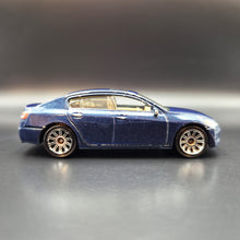 Load image into Gallery viewer, Matchbox 2009 Lexus GS430 Dark Blue #37 VIP Rides 4/7