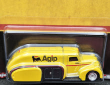 Load image into Gallery viewer, Hot Wheels 2020 '38 Dodge Airflow Yellow Vintage Oil 5/5 Pop Culture New