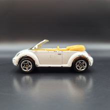 Load image into Gallery viewer, Matchbox 2000 Volkswagen Concept 1 Convertible White #81 Worldwide Wheels