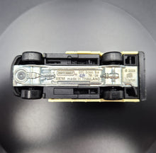 Load image into Gallery viewer, Matchbox 2012 GMC School Bus Cream Yellow #120 MBX National Park 10/10