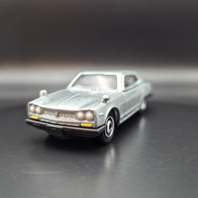 Load image into Gallery viewer, Matchbox 2016 '71 Nissan Skyline 2000 GTX Silver #5 MBX Adventure City