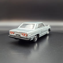 Load image into Gallery viewer, Matchbox 2016 '71 Nissan Skyline 2000 GTX Silver #5 MBX Adventure City