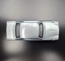 Load image into Gallery viewer, Matchbox 2016 '71 Nissan Skyline 2000 GTX Silver #5 MBX Adventure City