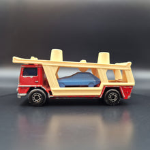 Load image into Gallery viewer, Matchbox 1980 Bedford Car Transporter Red #11 Superfast