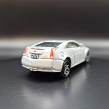 Load image into Gallery viewer, Matchbox 2011 Cadillac CTS Coupe Silver #32 VIP 1/6