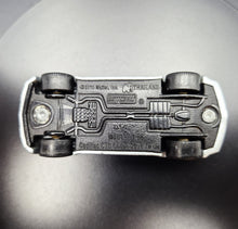 Load image into Gallery viewer, Matchbox 2011 Cadillac CTS Coupe Silver #32 VIP 1/6