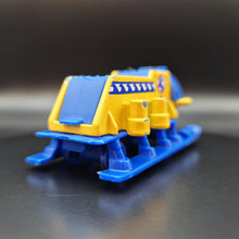 Load image into Gallery viewer, Matchbox 1999 Submersible Yellow/Blue #40 Ocean Series 5/5