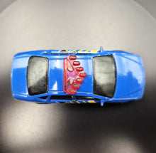 Load image into Gallery viewer, Matchbox 2003 2000 Chevrolet Impala Blue #53 Hero City School Time