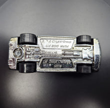 Load image into Gallery viewer, Hot Wheels 2014 '08 Dodge Challenger SRT8 Black Fast & Furious 6/8