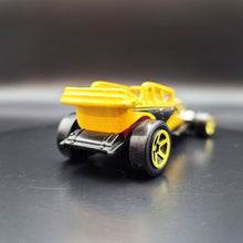 Load image into Gallery viewer, Hot Wheels 2016 Great Gatspeed Yellow #116 HW SHOWROOM Series 6/10