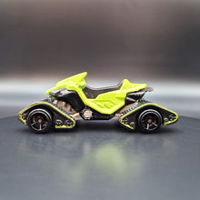Load image into Gallery viewer, Hot Wheels 2016 Snow Stormer Green #160 HW Snow Stormers 5/5