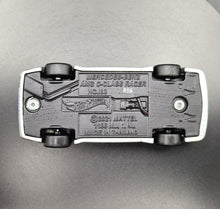 Load image into Gallery viewer, Hot Wheels 2022 1994 AMG-Mercedes C Class DTM Touring Car Silver Deutschland Design 5/5