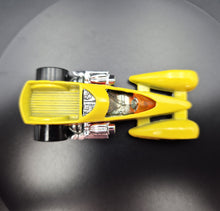 Load image into Gallery viewer, Hot Wheels 2008 Screamin' Hauler Yellow #53 2008 All Stars 13/36