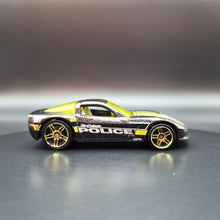 Load image into Gallery viewer, Hot Wheels 2011 C6 Corvette Black #164 HW Main Street 4/10