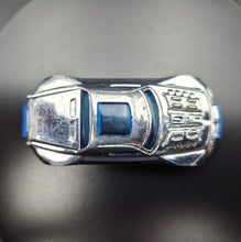 Load image into Gallery viewer, Hot Wheels 2015 RD-08 Chrome #158 HW Race - Super Chromes 3/10