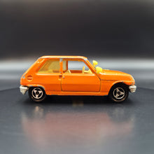 Load image into Gallery viewer, Majorette 1973 Renault 5 #257 Orange Series 200 Made in France