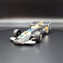 Load image into Gallery viewer, Corgi Juniors 1976 Formula 5000 Racing Car Black #27