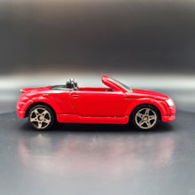 Load image into Gallery viewer, Maisto 2012 Audi TT Roadster 1:64 Red Fresh Metal