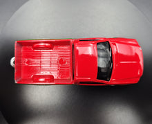 Load image into Gallery viewer, Maisto 2016 Ford F-350 Super Duty Pickup Red/White 1:64