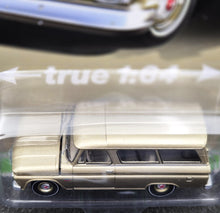 Load image into Gallery viewer, Auto World 2021 1966 Chevy Suburban Premium Series Release 3 B Version