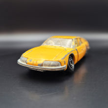 Load image into Gallery viewer, Matchbox 1972 BMC 1800 Pinifarina Orange #56 1-75 Superfast