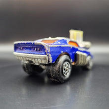 Load image into Gallery viewer, Matchbox 1972 Pi-Eyed Piper Blue #48 1-75 Superfast