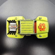 Load image into Gallery viewer, Matchbox 1971 Baja Buggy Light Green #13 1-75 Superfast
