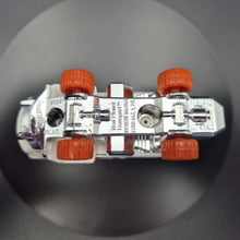 Load image into Gallery viewer, Hot Wheels 2021 Red Planet Transport White Super Rigs - Truck Only